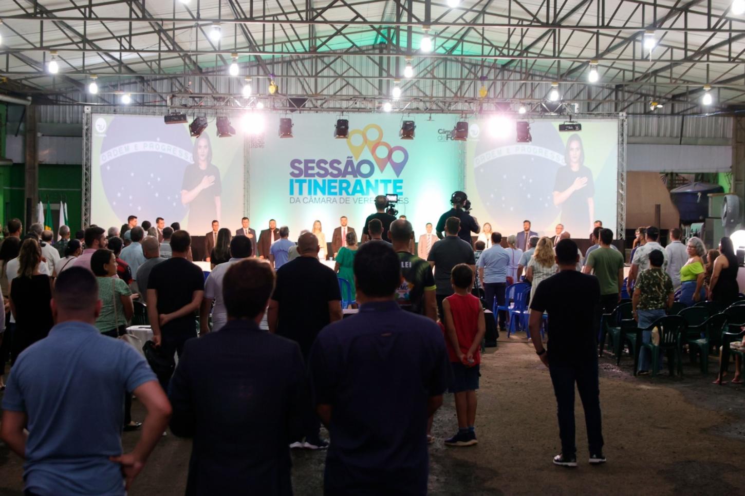 Mesmo com tempo chuvoso, vereadores realizaram sessão itinerante no Morumbi 