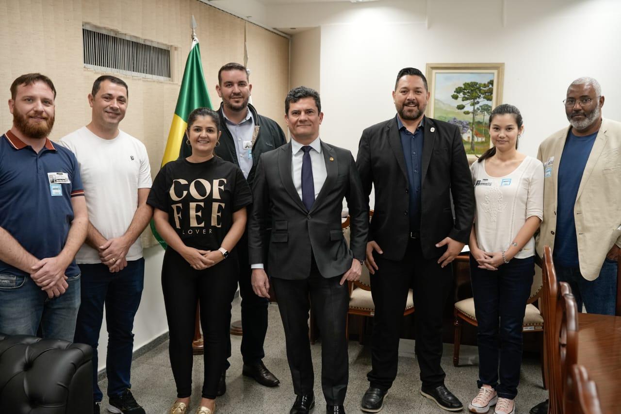 Câmara apresenta a Sergio Moro proposta de transformar Foz em Polo de Escola Legislativa