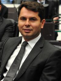CONHEÇA A TRAJETÓRIA DO DEPUTADO ALEXANDRE CURI
