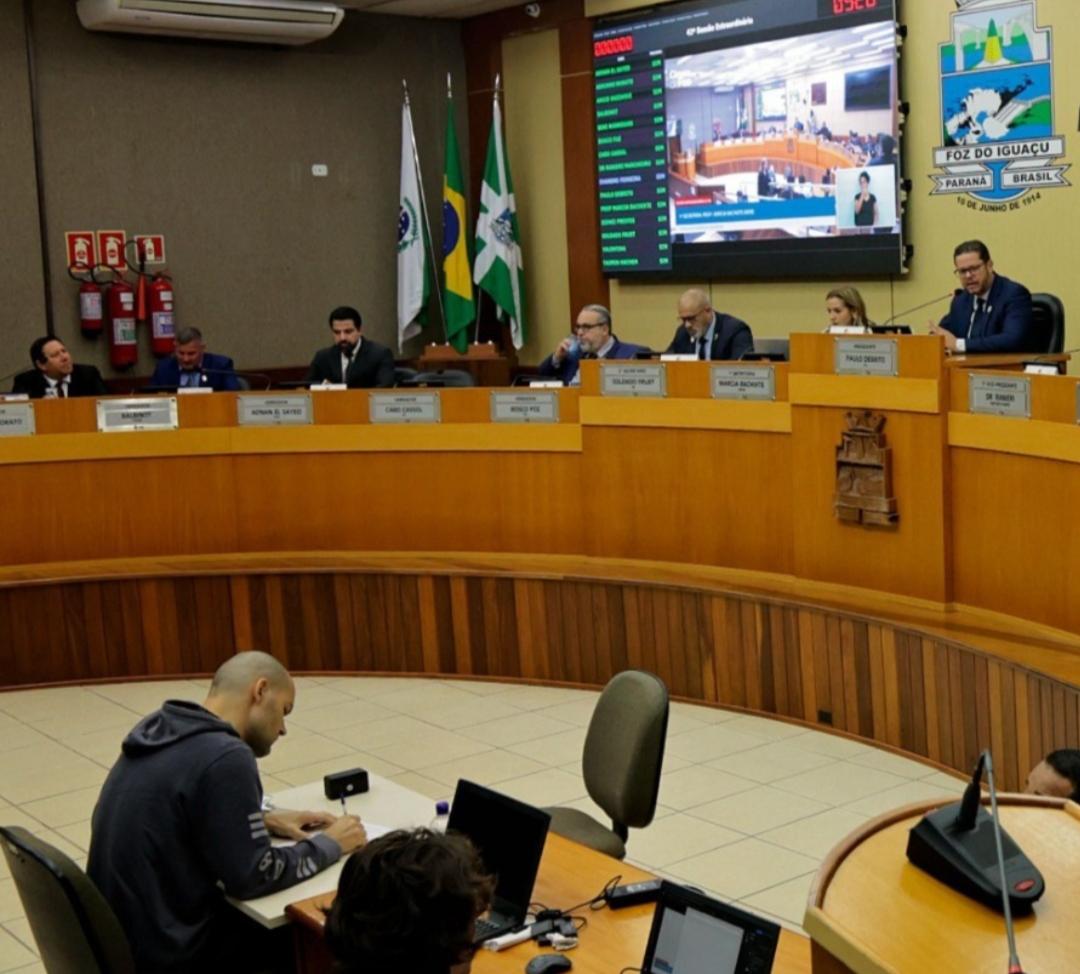 Comissões Reunidas aprovam ampliação de 100 vagas para Professor de Educação Infantil