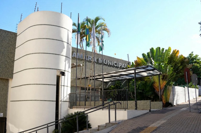 Câmara aprova novo regimento interno e atualização da Lei Orgânica