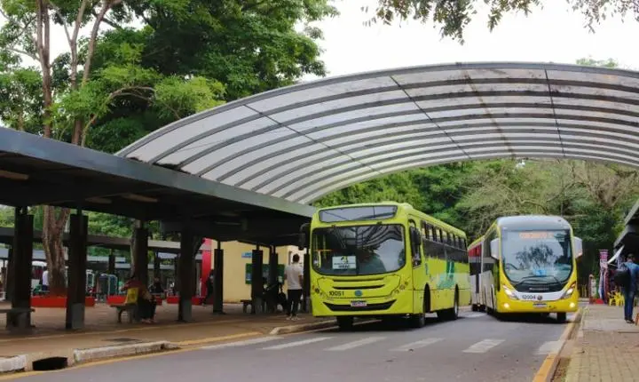 Câmara aprova remanejamento de R$ 12 milhões para transporte público em Foz