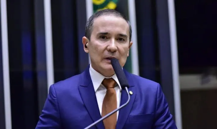 Comissão aprova crédito para incentivar contratação de pessoa com deficiência