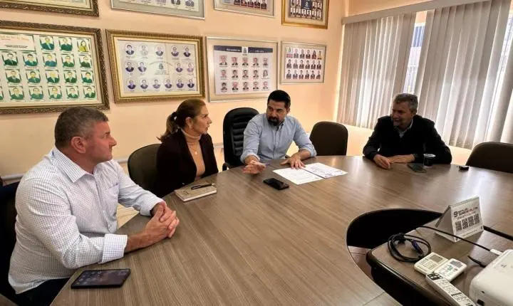 Comissão busca esclarecer federalização do Hospital Municipal com ex-secretário