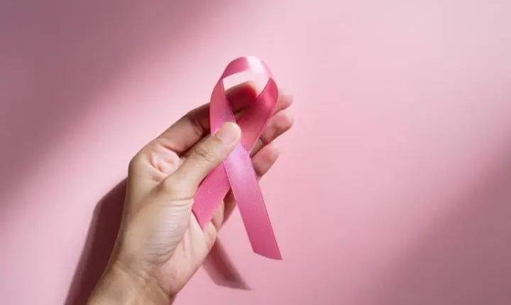 Outubro Rosa reforça a importância da prevenção e do diagnóstico precoce do câncer de mama