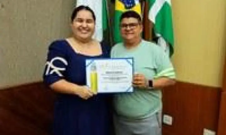 Trabalhadores da reciclagem de Foz do Iguaçu recebem moção de aplauso da Câmara